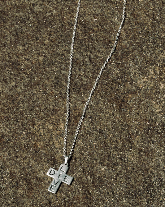 LIVE DIE PENDANT